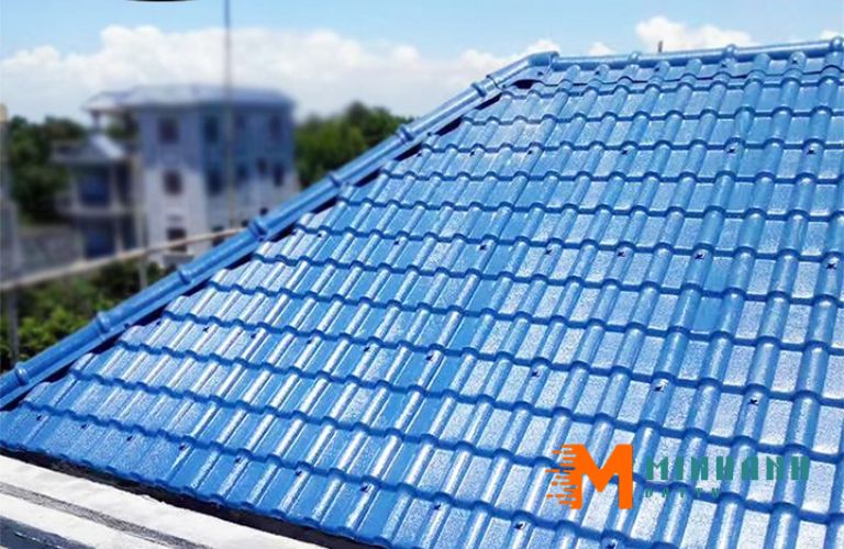 Mái ngói nhựa xanh có tính thẩm mỹ cao khi lợp mái